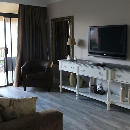 Beachfront Luxury @ Umhlanga Durban Exteriör bild