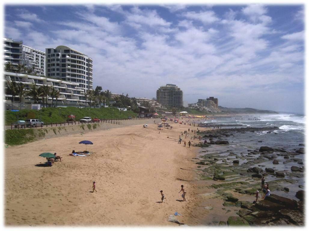 Beachfront Luxury @ Umhlanga Durban Exteriör bild