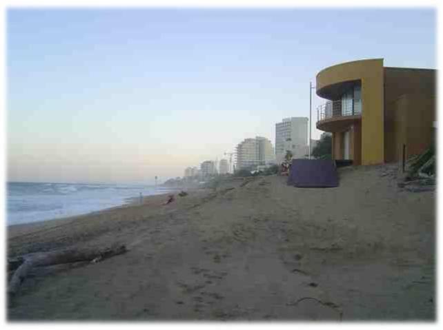 Beachfront Luxury @ Umhlanga Durban Exteriör bild